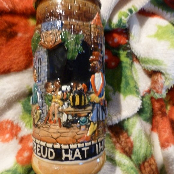 Rare Antique German Beer Stein – Christmas Theme, Raised Relief, Pewter Lid, 10" - Picture 8 of 12